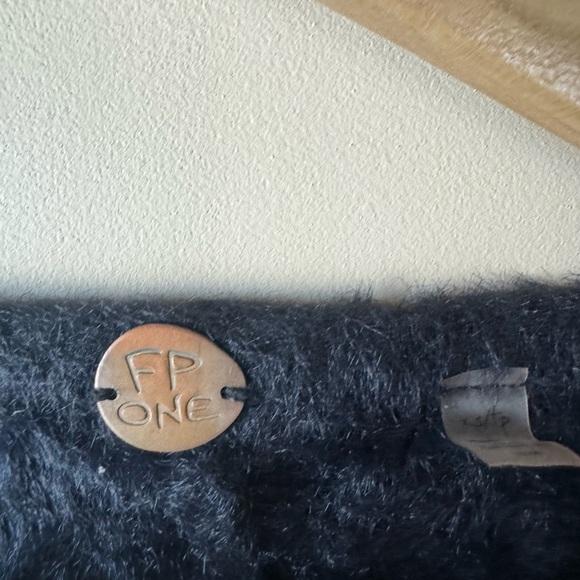 FP size XS Wyatt black cozy cardigan - Picture 2 of 8